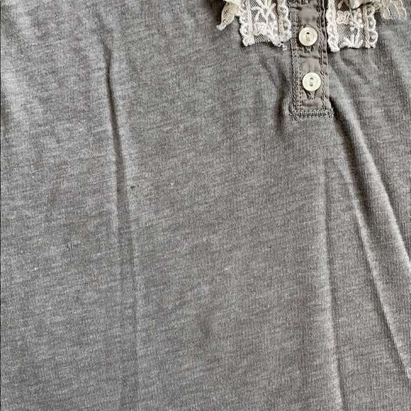 NWOT Abercrombie Kids Lace and Ruffle Grey Top - Picture 5 of 5